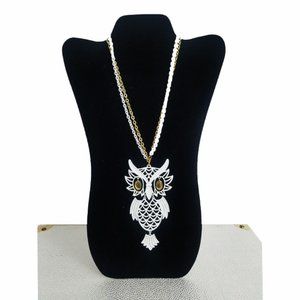 Vtg 70s White Enamel & Gold Owl Pendant Necklace